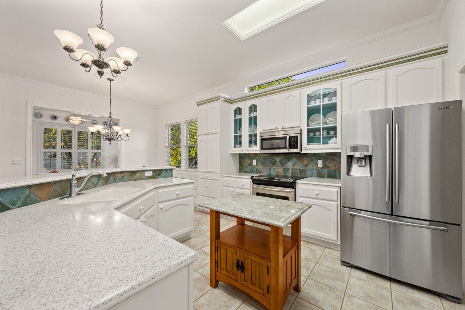 103 Black Walnut Cir photo 4